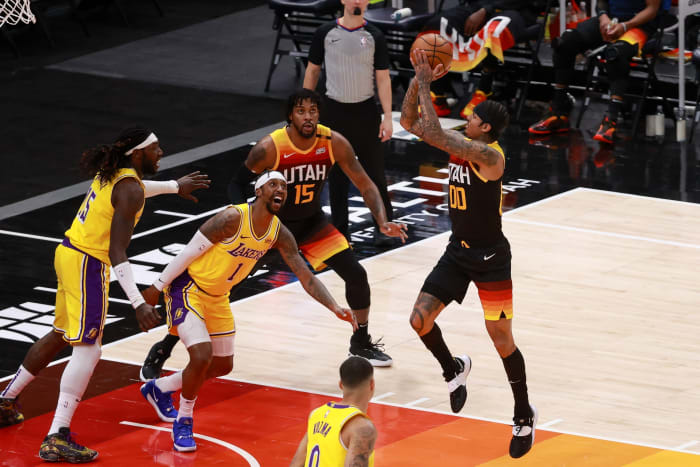 Jordan Clarkson (00) makes a shot against the Los Angeles Lakers on Wednesday night.